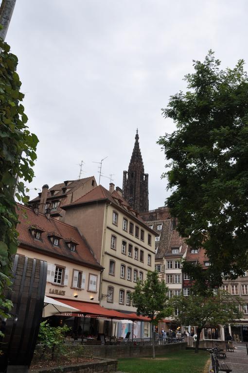 Le 32 * Straatsburg